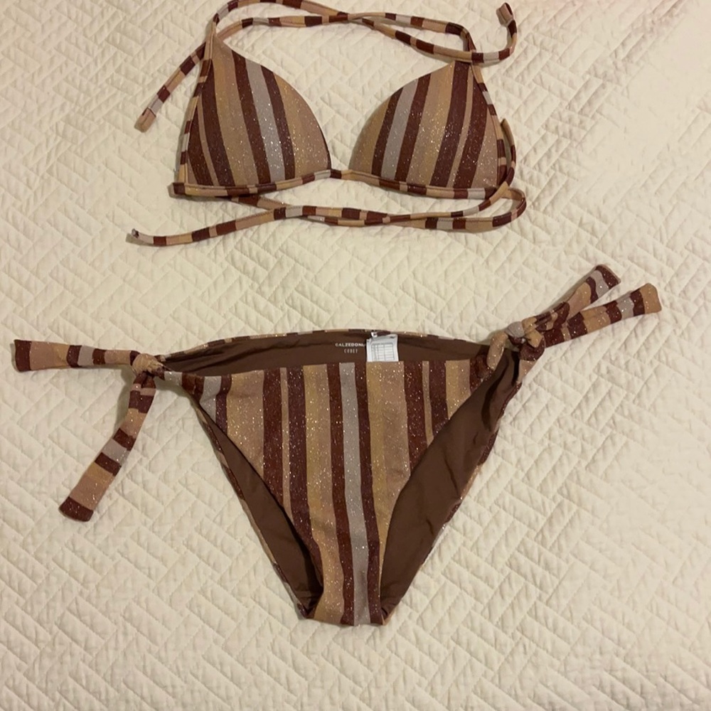 NEW! Calzedonia Graduated triangle top & side tide bottom suite Dubai